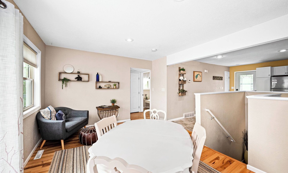 Duluth House | Leave it all behind when you stay in this charming Lakefront home on Fish Lake.