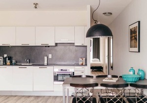 Bright and modern two bedroom apartment with canal view. Free Wi-Fi in Amsterdam