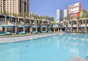 Las Vegas | Pool & Strip Access | Urban Weekend Stay in Las Vegas
