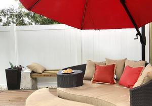 Perfect Summer backyard, Steps to Beach, Bikes, boogie-board, bunk beds, Grill in St Augustine