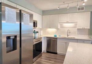 Sandpiper CRC1B - Beautiful Condo, Private Stairs to Pool in Pawleys Island