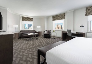 Spacious Room Perfect For Boston Stay | Right off Boston Theater District in Boston