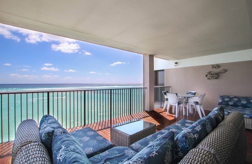 Saint Lawrence Apartment | Beachfront Luxury with Incredible Ocean Views