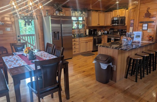 Wears Valley Cabin | Easy Access w/View, Large Yard, Game Rm, Fire Pit, Hot Tub & Pool Access