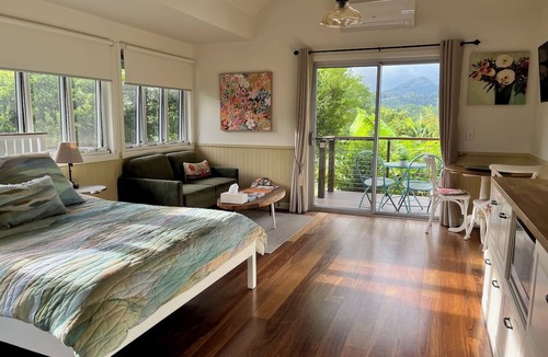 Eumundi Bed & Breakfast | Eumundi Gridley Homestead B&B