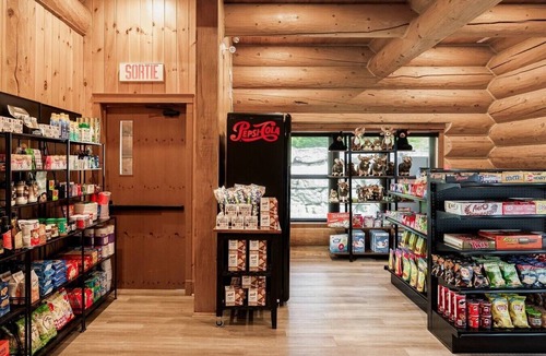 Fiddler Lake Resort House | Fiddler Lake Resort - Deer 80