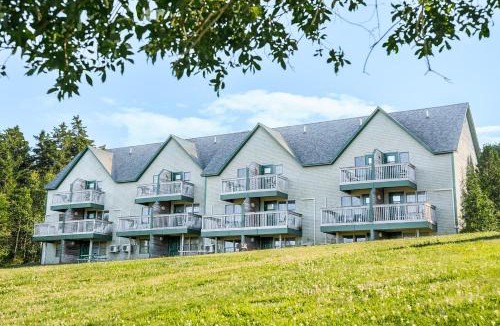 Southwest Harbor Resort | Harbor Ridge