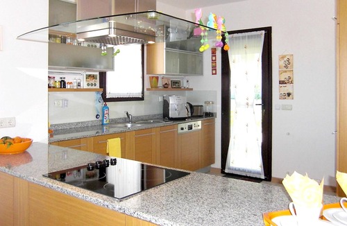 Turgutreis Villa | Homerez - Villa 800 m away from the beach for 6 ppl. with shared pool and garden