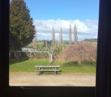 Waitomo Caves Hostel | JunoHall Backpackers
