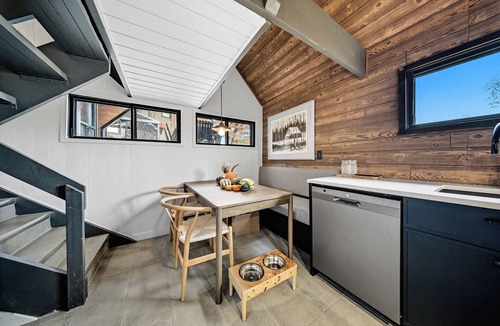 Lac-Etchemin Ski Chalet | Mont Orignal | Private Hot Tub | Alpenglow