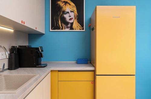 Sofia City Center Apartment | Pop-Art Apartment Sofia I 9 people I 3 Bedrooms I 3 Bathrooms I Design awarded