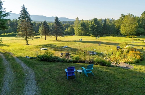 Ripton Cabin | Private pet-friendly cabin in the woods w/private campfire pit & screened porch