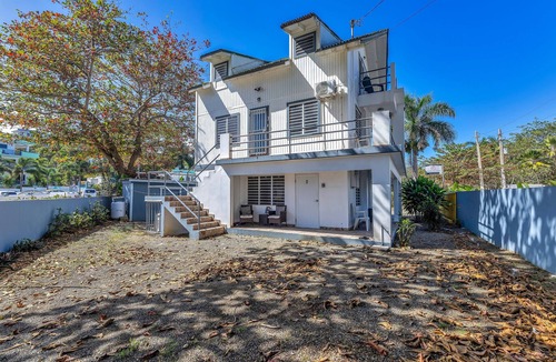 Puntas Apartment | Sandy Beach Studio Private Terrace & Parking Walk to Surf