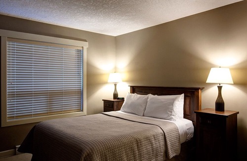 Sooke Condo | Spacious Sooke 3 Bedroom Townhome