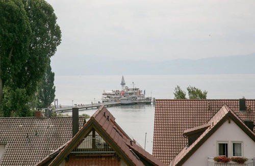 Immenstaad am Bodensee Apartment | Standarddoppelzimmer mit Balkon im Gästehaus