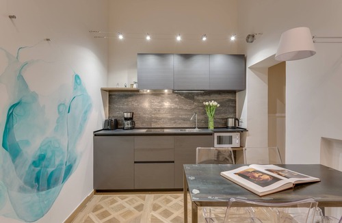 Vatican Apartment | Superior GetInRome Vaticano apARTment | 5 min Vatican Museums, 2 min Metro