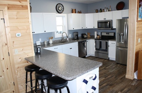 Brownsville House | Unique Mississippi River View Retreat - Sleeps 8 - Game Room + Near La Crosse