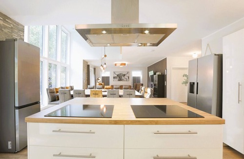 Muritz Villa | Villa Thormarcon, Plauer See, 20 Gäste, Sauna+Pool