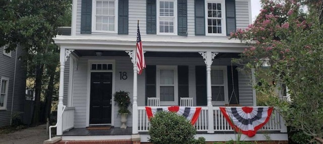 1860 House In the Heart of Downtown in Wilmington