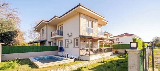 4-bedroom villa in peaceful Köyceğiz with AC in Köycegiz