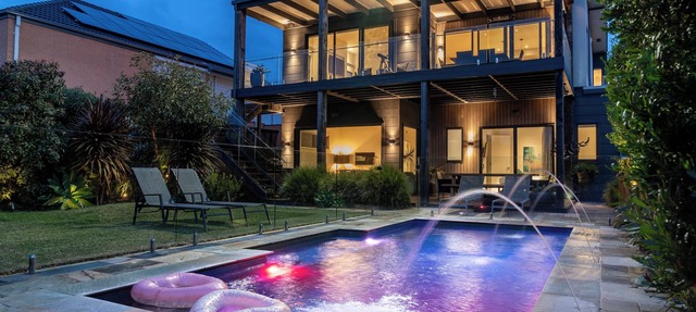 4BR Coastal Retreat w/Pool, Bay Views, Games Room & EV – Sleeps 10 in Curlewis