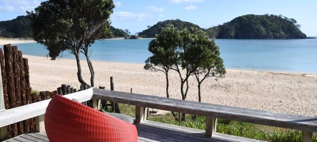 Absolute Beachfront Paradise in Matapouri