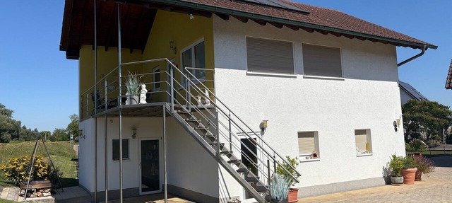 Apartment 'Guest Suite with Sauna' with Private Terrace, Wi-Fi and Air Conditioning in Kehl