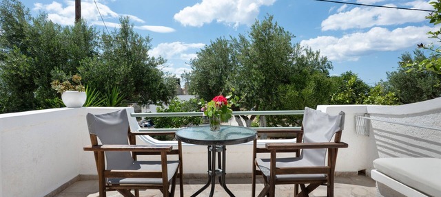 Apartment In A Hotel 'with Garden View-Creta' with Mountain View, Wi-Fi and Air Conditioning in Ferma