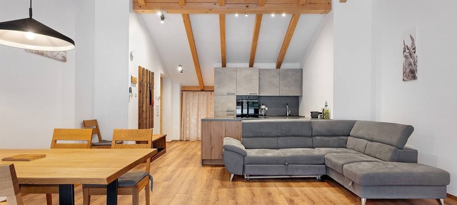 Apartment 'Matscherhof Elderflower Exclusive' with Mountain View, Wi-Fi and Air Conditioning in Lana