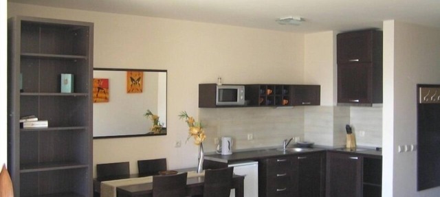 Bansko Studio Apartment (Sleeps Up to 4 People) Opposite Main Gondola Ski Lift in Bansko
