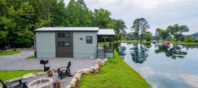 Bass Cabin by Creekside Hideaway in Gatlinburg