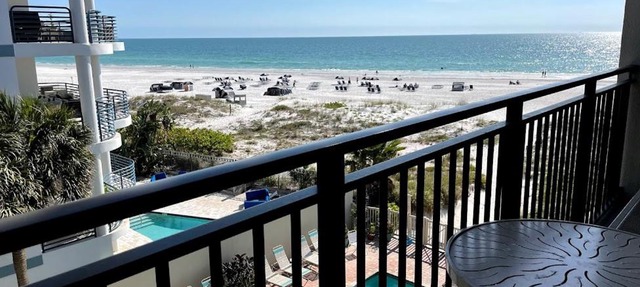 Beachfront Condo Ocean View in St. Pete Beach