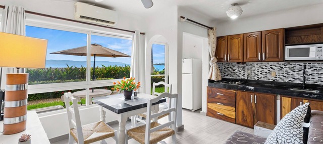 Beachfront studio only 25 min from the airport in Bucerías