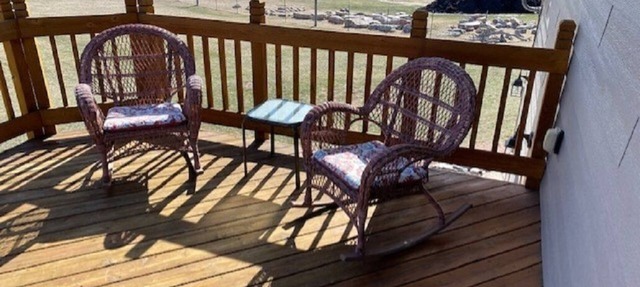 Beautiful private handicap accessible home, close to Custer and Michelson Trail. in Custer