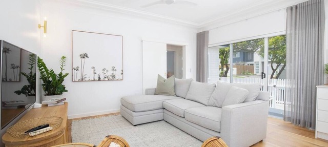 Blissful Merewether Beach Cottage A Coastal Gem in Merewether