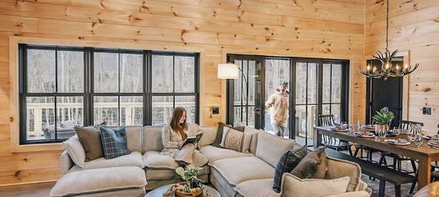 Boulder Run Cabin-Mountain Views/Sauna/Hot Tub/EV Charger in Sunderland