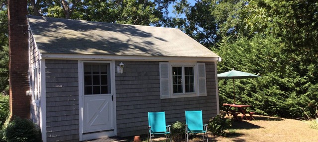 Brewster, Beach Cottage with 1/2 Mile of Private Asso. Beach for your Enjoyment. in Brewster