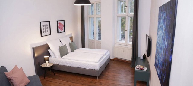 Bright and modern 2-room apartment in Prenzlauer Berg (3) in Berlin