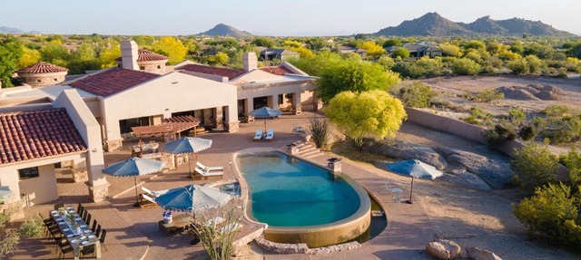 Bronco by AvantStay Incredible Views w Pool Hot Tub Outdoor Kitchen Game Room Movie Room in Scottsdale
