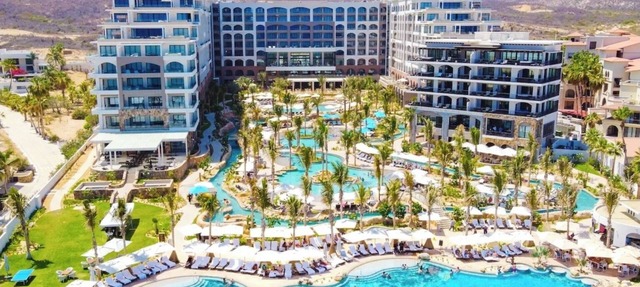 Cabo San Lucas -Villa la Valencia Beach Resort- studio for 2 — 5 star resort in San José del Cabo