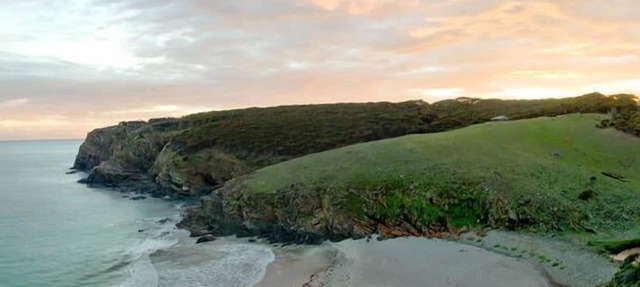 Cape Forbin Retreat, Kangaroo Island in De Mole River