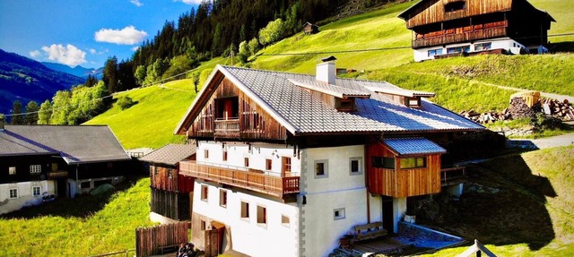 Chalet MESH-Mittereggerschneiderhof - your homeaway in the Dolomites in Heinfels