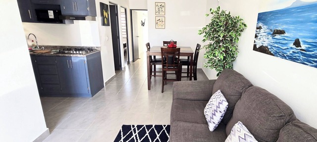 Charming Corner House 3br 2bath w/garage, Pets OK in Ensenada