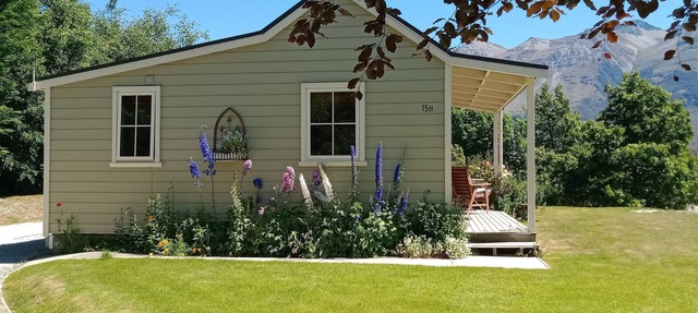 Charming Glenorchy Cottage in Glenorchy