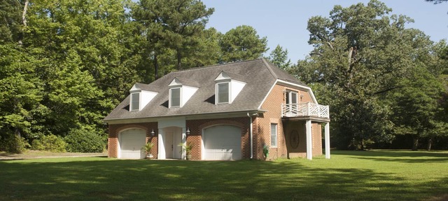 Charming Quiet Retreat on North River in Historic Gloucester, Virginia in Gloucester