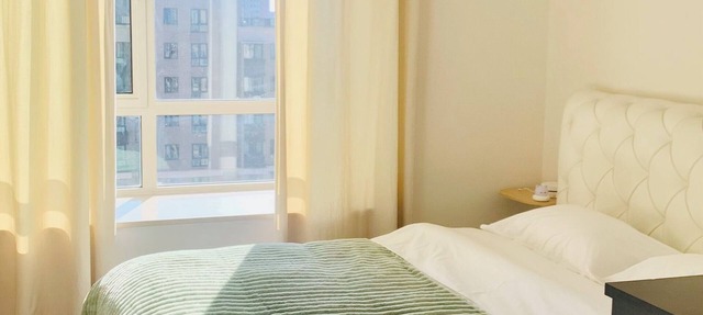Charming shared separate room in 4bedroom Apt in Beijing downtown with AC, WiFi in Beijing