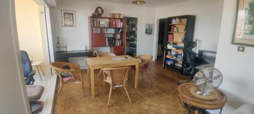 Charming T3 with balcony and view in Marseille