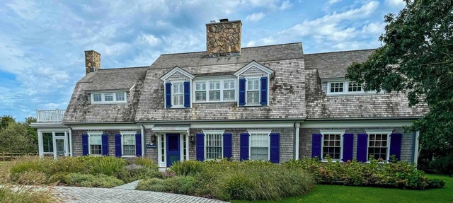 Classic Coastal Elegance in the Katama Bay area in Edgartown