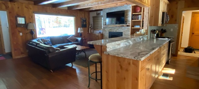 Classic Family Tahoe Cabin - West Shore Bliss! in Tahoma