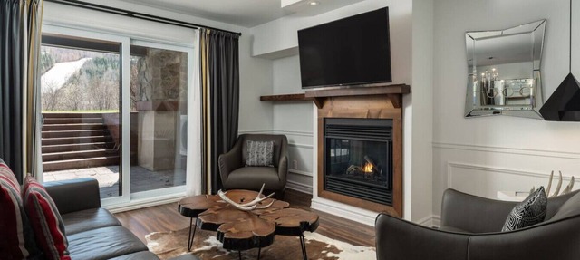 Condo luxe ski-in ski-out à St-Sauveur 2 chambres in Saint-Sauveur